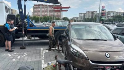 У Львові поліція допомагає Садовому
