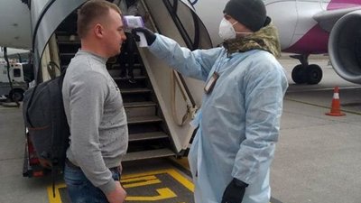 В Україні авіасполучення відновлять за умови самоізоляції