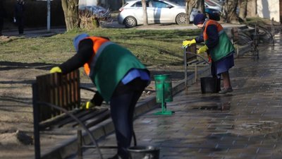 У Львові рекомендували не білити вапном дерева та бордюри