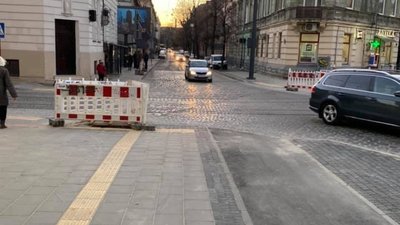 У Львові на перехресті Антоновича-Бандери-Русових спроектували небезпеку для велосипедистів (ФОТО)