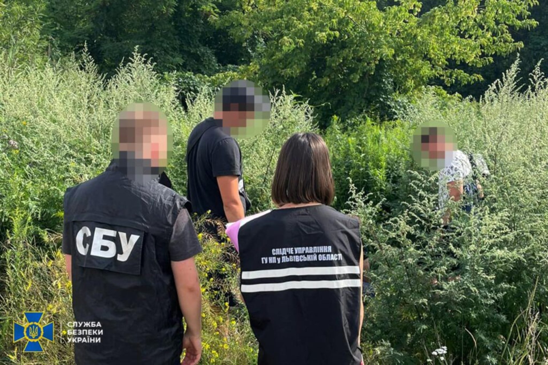25-річний мешканець Львова за 4 тисячі доларів вивозив чоловіків за кордон