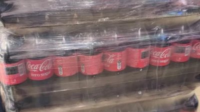 У Львові виникла шалена черга за улюбленою водою