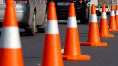 На Жидачівщині ремонтують автомобільну дорогу