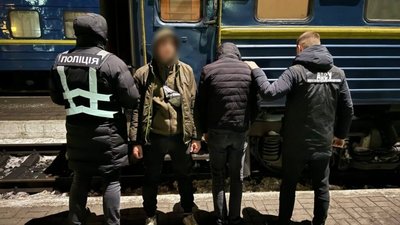 На Львівщині 21-річний чоловік переправляв військовозобов’язаних за кордон