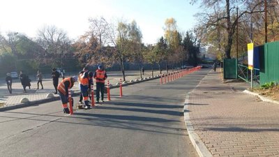 У Львові на ще одній вулиці встановлять улюблені стовпчики урбаністів (ФОТО)