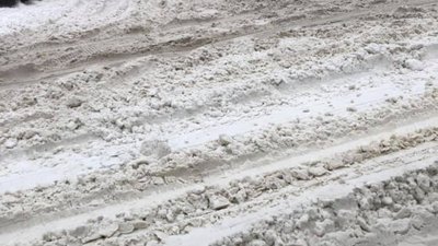 У Львові від снігу не чистять навіть тротуари (ВІДЕО)