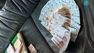 Прокуратура повідомила подробиці затримання митників на Львівщині