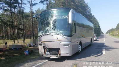 На Волині в ДТП потрапив пасажирський автобус