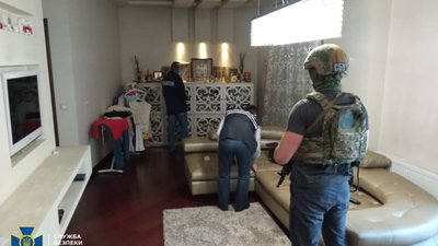 СБУ заблокувала вантаж відомого на Львівщині Володимира Дідуха на 16 мільйонів гривень (ФОТО)