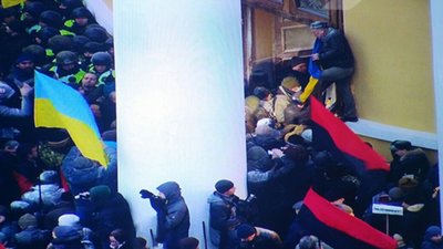 Це зловживання правом на протест – посольство США в Україні