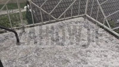 На Львівщині випав град (ВІДЕО)