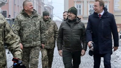 Міністр оборони України приїхав до Львова (ФОТО)