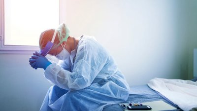 На Херсонщині чоловік одягнув на статевий орган золоте кільце