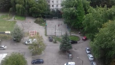 У Садового просять відремонтувати дитячий майданчик (ФОТО)