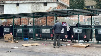 Львів'яни потерпають від антисанітарії на вулицях міста (ФОТО)
