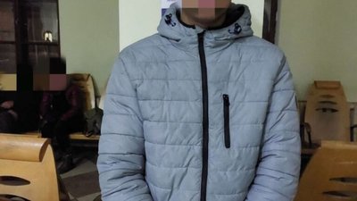 У Львові біля вокзалу з ножем пограбували чоловіка (ФОТО)
