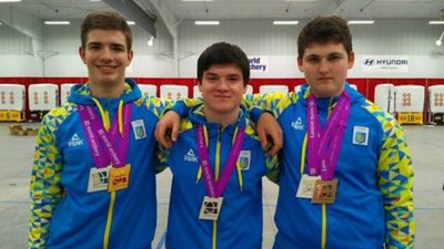 Лучники Львівщини з чемпіонату світу у приміщенні повернулись з нагородами
