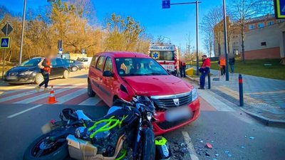 На дорогах Львівщини уже їздять мотоциклісти