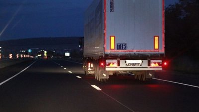 Після обіду у придорожньому кафе невдовзі померли двоє далекобійників, ще троє в лікарні