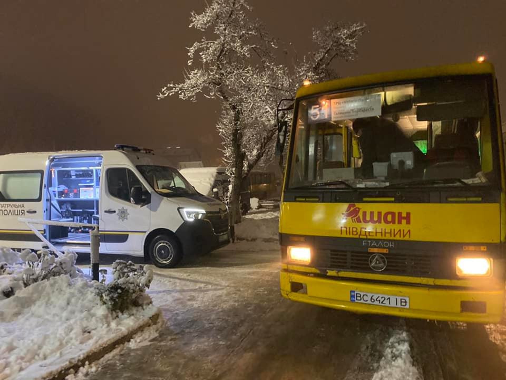 У Львові перевірили роботу перевізника "Успіх БМ", фото управління транспорту ЛОДА