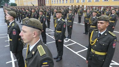 Національна академія сухопутних військ імені гетьмана Петра Сагайдачного провела урочисте шикування (ФОТО)