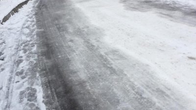 У центрі Львова комунальники забули про роботу