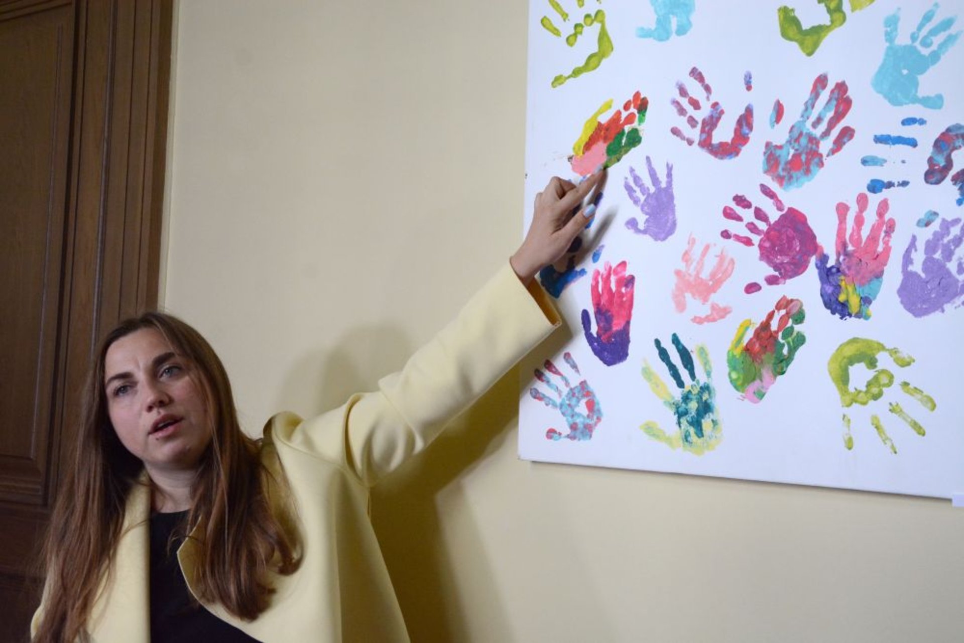 У Львові діти зі СМА створили картини на підтримку Вікторії Полюги, фото ЛМР