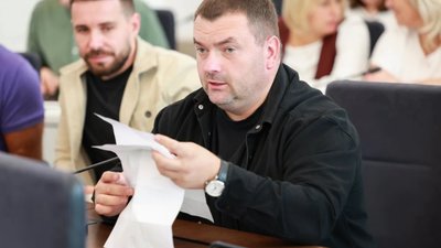 Як у Львові депутати вдавали, що у місті добре (ФОТО)