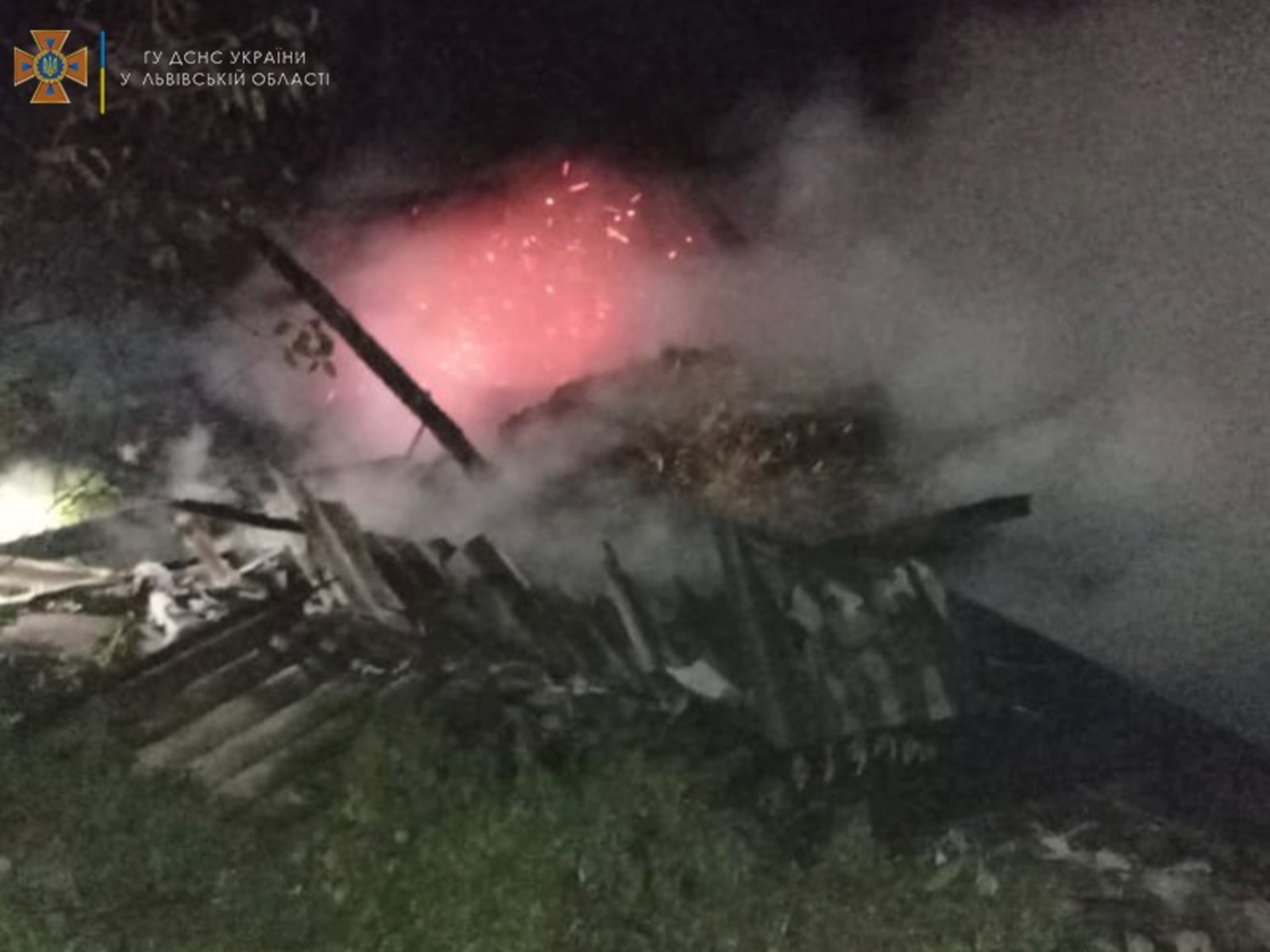 У Золочівському районі сталась пожежа
