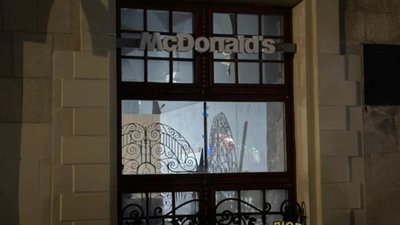 У центрі Львова працює дворівневий McDonald’s