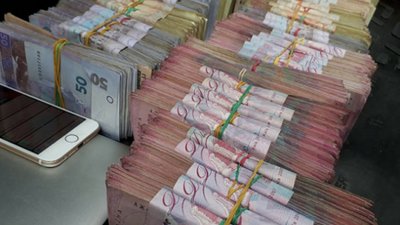 На Львівщині судитимуть шахрая, який видурив у громадян понад 8 млн грн