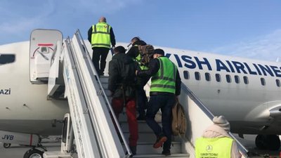 Україна примусово видворила громадян Конго (ФОТО)