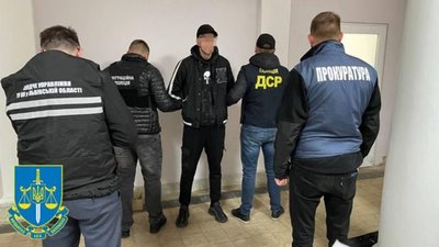 Прикордонники розповіли про військовозобов’язаних, що за хабарі хочуть виїхати з України