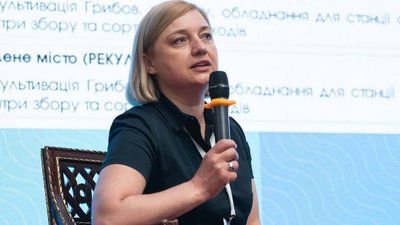 У Львові чиновниця Садового заробила більше мільйона гривень