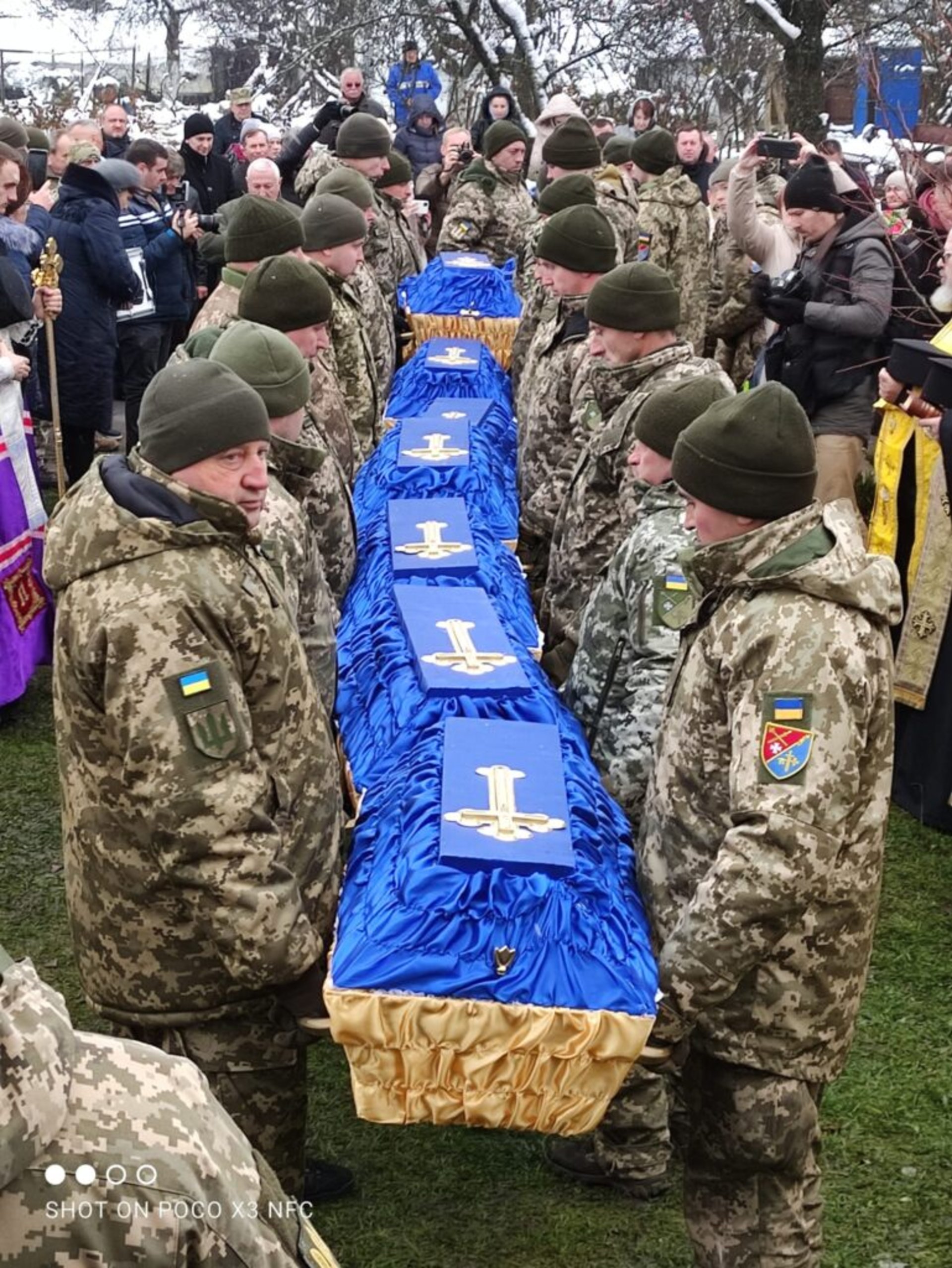 На Тернопільщині урочисто перепоховали останки воїнів УПА