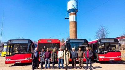 Вільнюс передав Новому Роздолу чотири пасажирські автобуси (ФОТО)