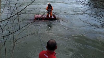 У Львівській області автомобіль злетів у річку (ФОТО)