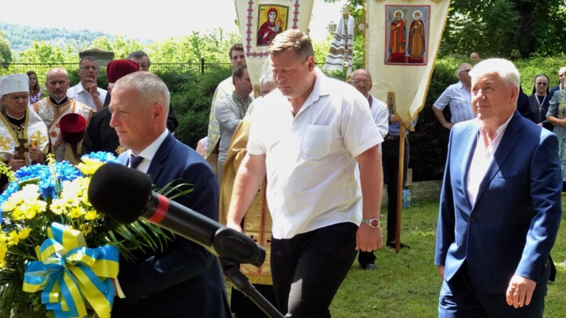 У Пикуличах вшанували похованих воїнів УНР, УГА і УПА