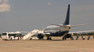 Авіакомпанія «Джоник» відкрила продаж на прямі рейси Львів-Афіни