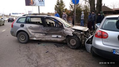 У Львові внаслідок ДТП потерпіли люди