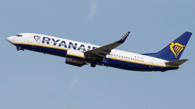 У Ryanair повідомили терміни повернення грошей за скасовані рейси
