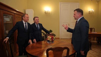 Львівський губернатор і Дональд Туск (ФОТО)