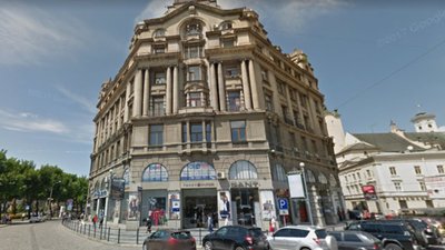 У Львові хочуть потайки продати «Будинок книги»