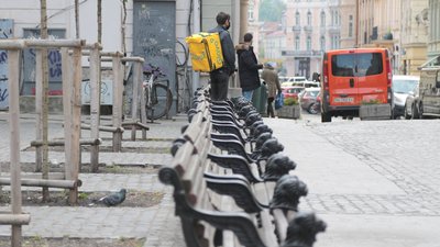 У Львові дозволили пересуватися групами до восьми осіб і сидіти за столиками вчотирьох