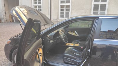 У Львові з продажу автомобіля Садового розіграли цілу історію