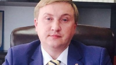 Лікар-хабарник, який любить «п‘яні»  ДТП на авто з донецькою реєстрацією, звільнився з роботи