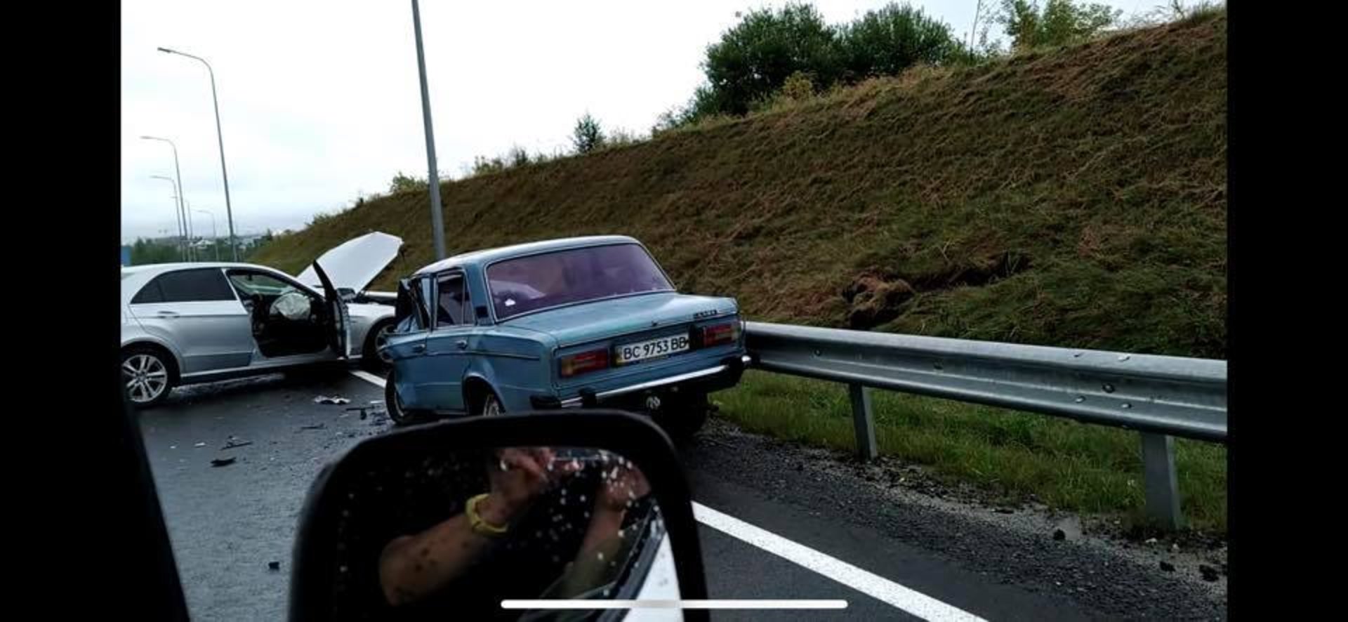 Біля Львова у жахливій аварії загинув водій. Фото Варта1