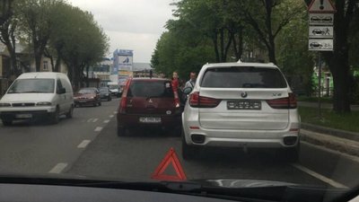 На Виговського не розминулись автомобілі (ФОТО)