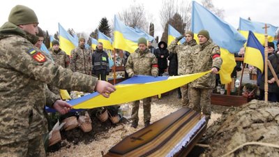 Дрогобиччина попрощалася із 39-річним Іваном Шукліним