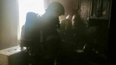 У Львові на 7 поверсі багатоповерхівки загорілася кухня